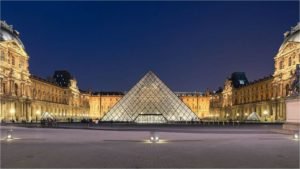 10 facts you should know about The Louvre